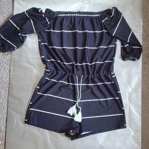 Blk stripped white  romper shorts